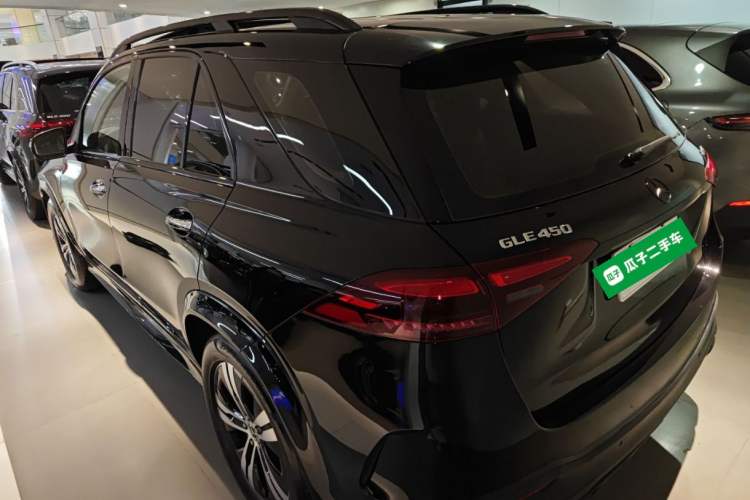 Used Mercedes-Benz GLE 2024 GLE 350 4MATIC Stylish Model
