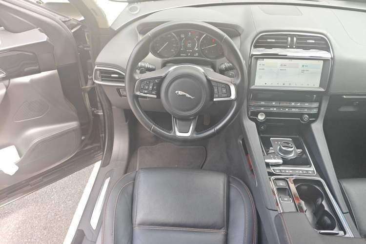 Used Jaguar F-PACE 2020 2.0T Urban Deluxe Edition