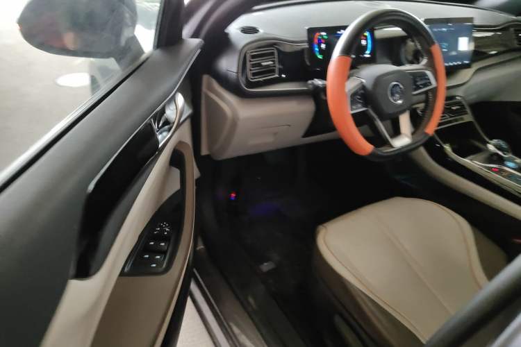 Used BYD Qin PLUS 2024 HONOR Edition DM-i 120KM Beyond Model