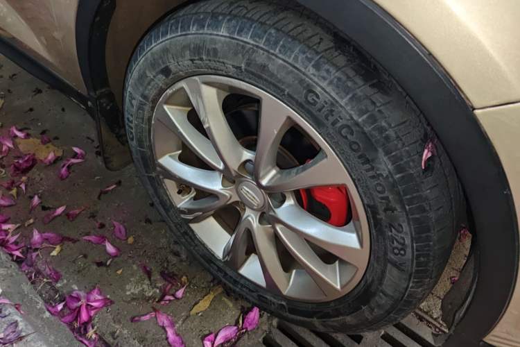 Used Geely Auto Emgrand GS 2017 Sport Edition 1.3T Automatic Smart Connectivity Model