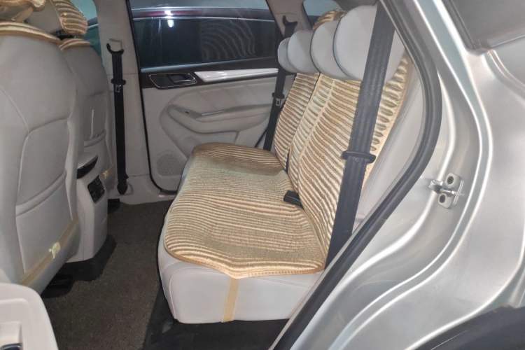 Used Roewe RX5 New Energy 2017 eRX5 50T Hybrid Connected Prestige Flagship Edition
