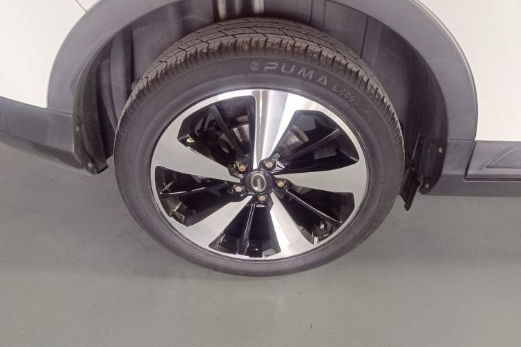 Used GAC Trumpchi GS3 2017 200T Automatic Luxury Edition Exterior 5