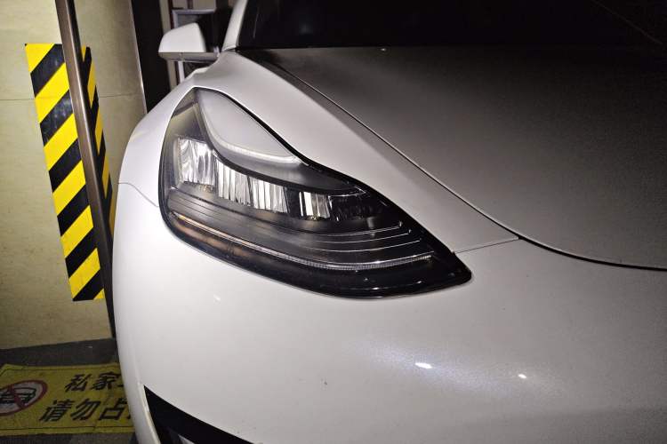 Used Tesla Model 3 2020 Standard Range Rear-Wheel Drive Upgraded Version Right Front Headlight