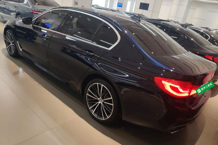 Used BMW 5 Series 2020 530Li Luxury Edition M Sport Package
