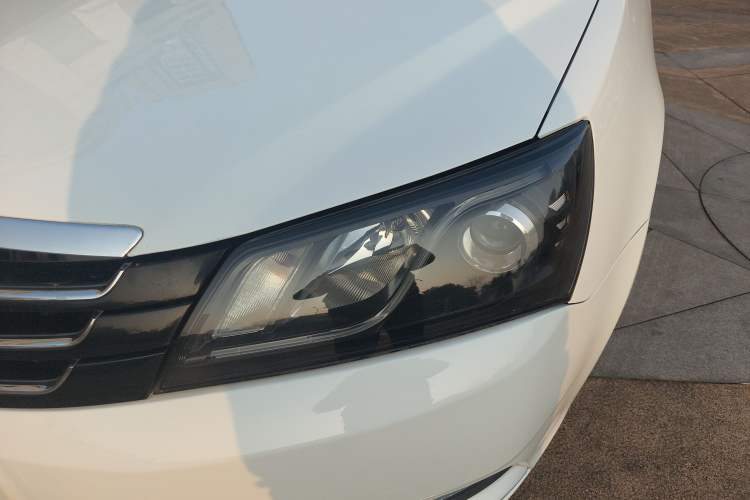 Used Geely Auto Emgrand 2016 Sedan 1.5L CVT Upward Version
