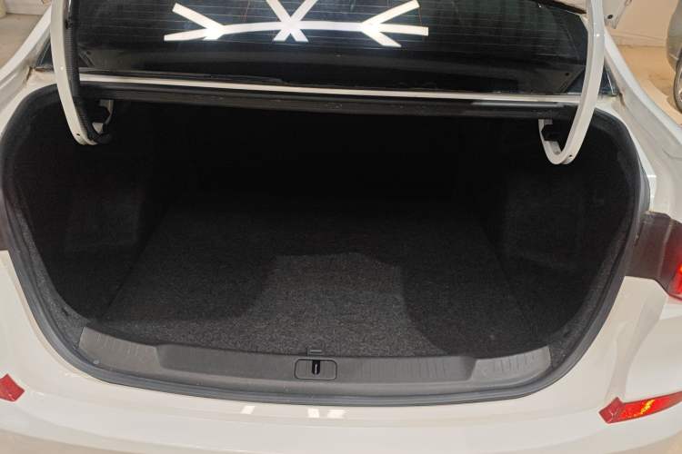 Used Chevrolet Monza 2020 320 Automatic Enjoyment Edition