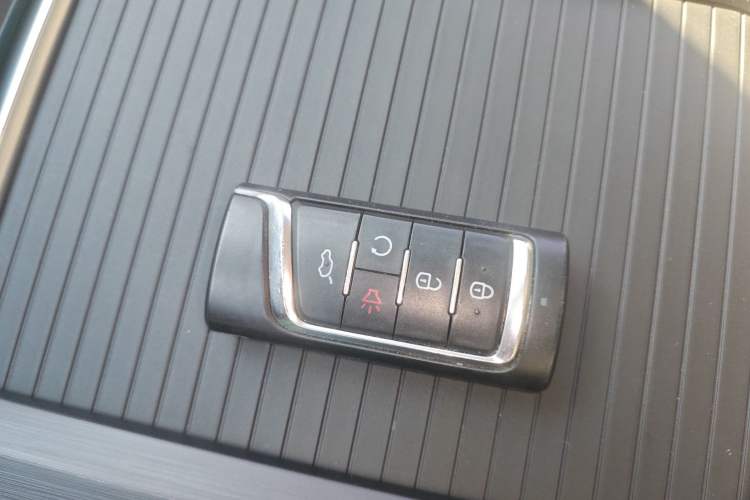 Used GAC Trumpchi M6 2021 PRO 270T DCT Luxury Edition