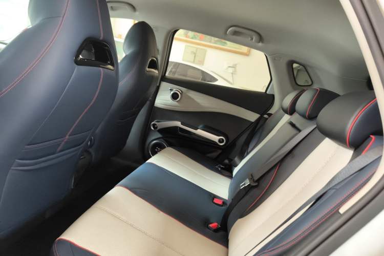 Used BYD Yuan PLUS 2022 510 km Luxury Version Left Rear Seat