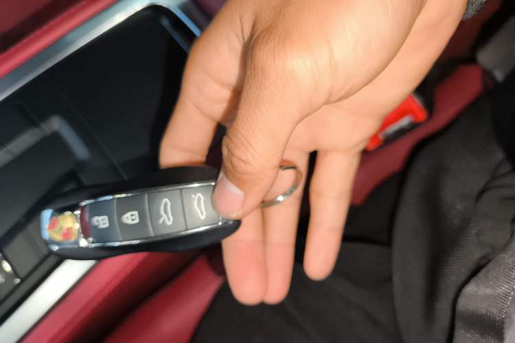 Used Porsche 718 2022 Cayman 2.0T