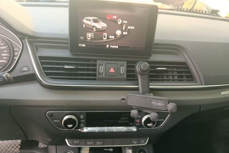 Used Audi Q5L 2018 40 TFSI Prestige Edition China VI Emission Standard
