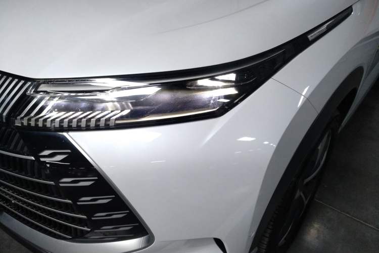 Used BYD Frigate 07 2023 DM-i 100KM Flagship Model