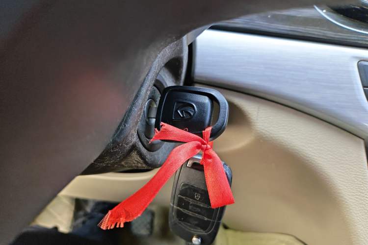 Used Baojun 730 2016 1.5L Manual Comfort Version 7 Seats China V Emission Standard Vehicle Key