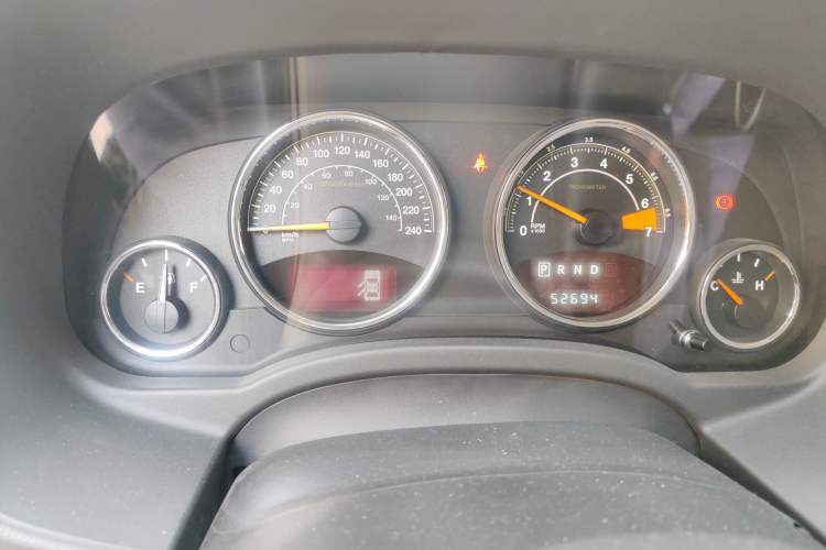 Used Jeep Compass 2014 2.4L four-wheel drive sport version
