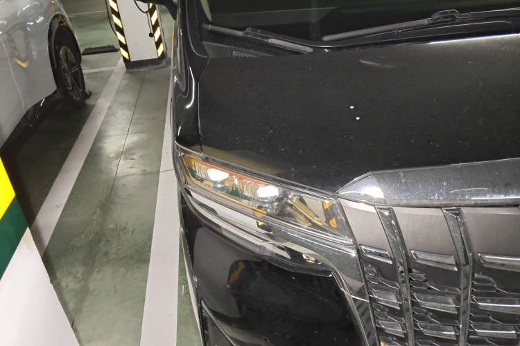 Used Toyota Alphard 2018 Revised Version 3.5L Luxury Edition Right Front Headlight