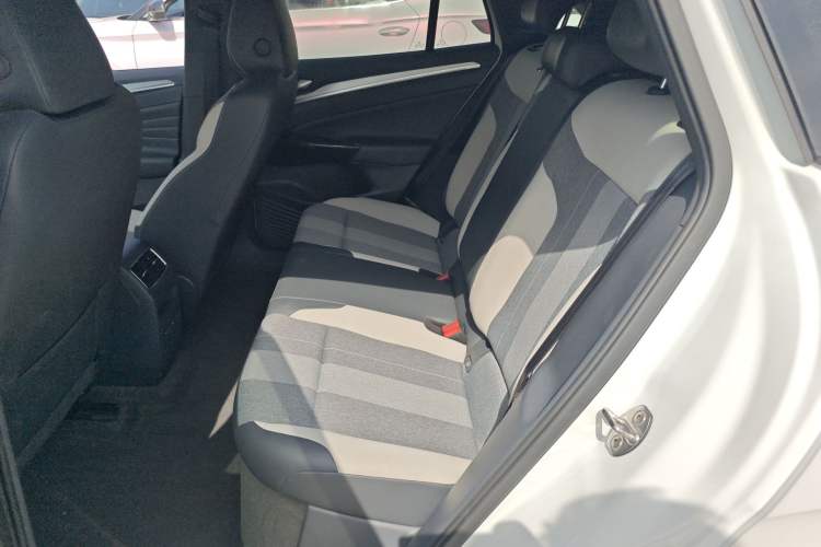 Used Volkswagen ID.4 CROZZ 2024 Pure Edition Limited Edition Left Rear Seat