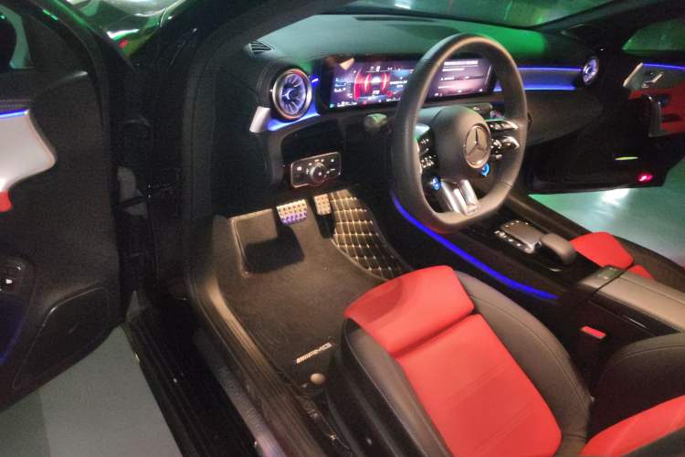 Used Mercedes-Benz A-AMG 2024 AMG A 35 L 4MATIC
