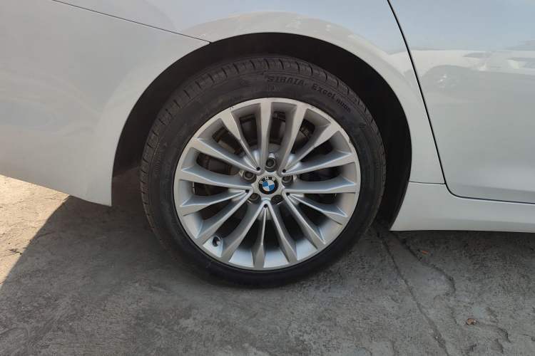 Used BMW 5 Series 2018 525Li Luxury Package