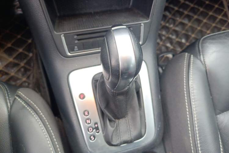 Used Volkswagen Tiguan 2017 300TSI Automatic Two-Wheel Drive Silk Road Comfort Edition
