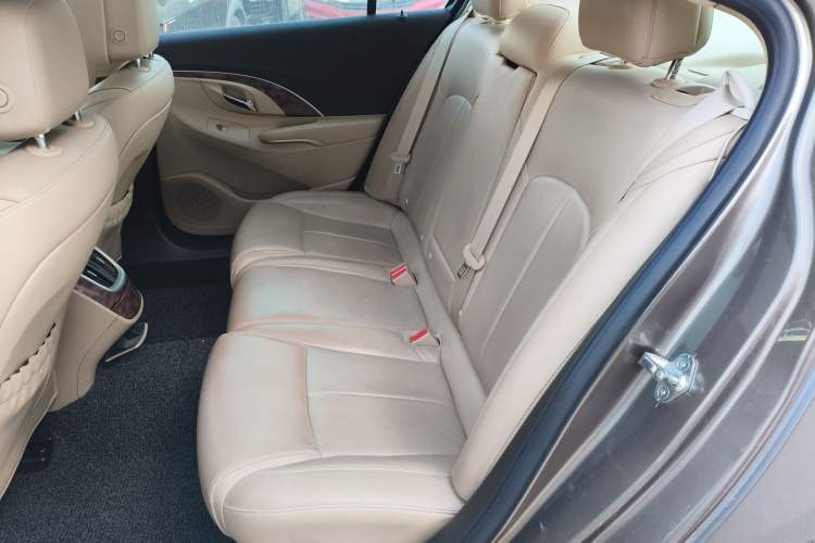 Used Buick LaCrosse 2013 2.4L SIDI Leading Comfort Version