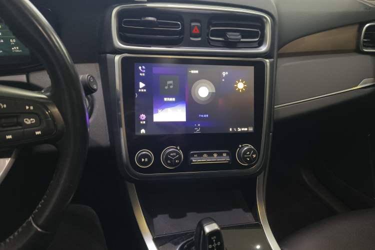 Used Lynk & Co 01 2020 2.0T Two-Wheel Drive Pure Pro Version China VI Standard