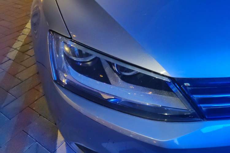 Used Volkswagen Sagitar 2014 Revised Version 1.4TSI Automatic Luxury Edition