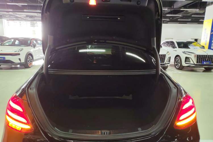 Used Mercedes-Benz E-Class 2018 Facelifted E 300 L Stylish Version
