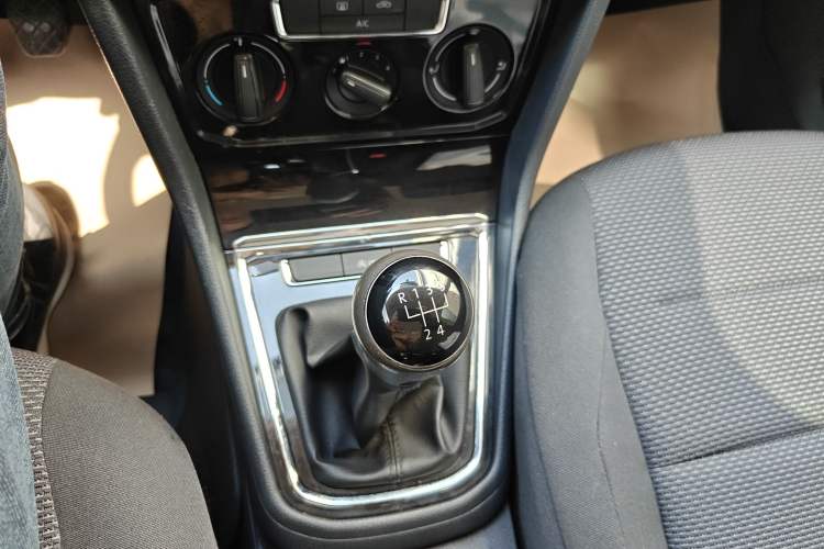 Used Volkswagen Bora 2019 Facelift Bora·Legend 1.5L Manual Fashion Edition China VI Standard