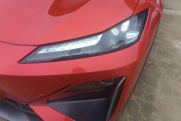 Used Deepal S07 2024 215Max Qiankun Intelligent Driving ADS SE Range-Extended Version
