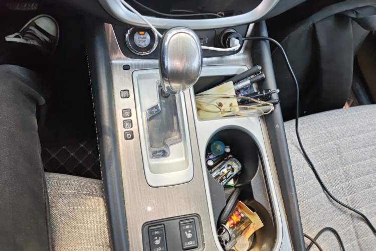 Used Nissan Murano 2021 2.5L XL Two-Wheel Drive Smart Connect Luxury Edition Gear Lever