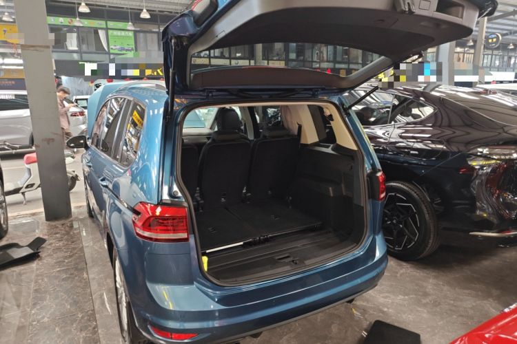 Used Volkswagen Touran 2018 Volkswagen Touran L 280TSI DSG Comfort Edition 7-seater