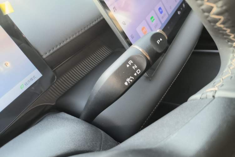 Used Baojun Enjoy 2025 All-Electric 600km Luxury Edition
