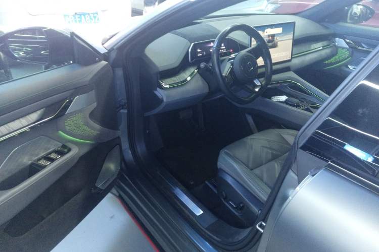 Used Zeekr 001 2021 Ultra-Long Range Dual-Motor YOU Version
