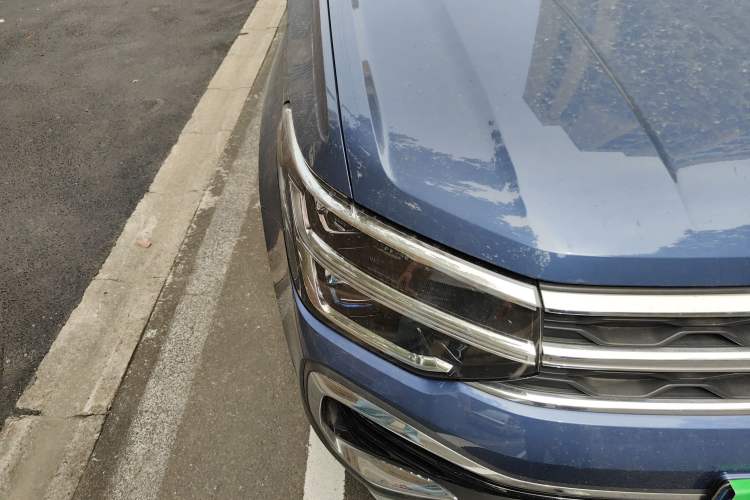 Used Volkswagen Tharu 2023 300TSI Two-Wheel-Drive Full Moon Edition
