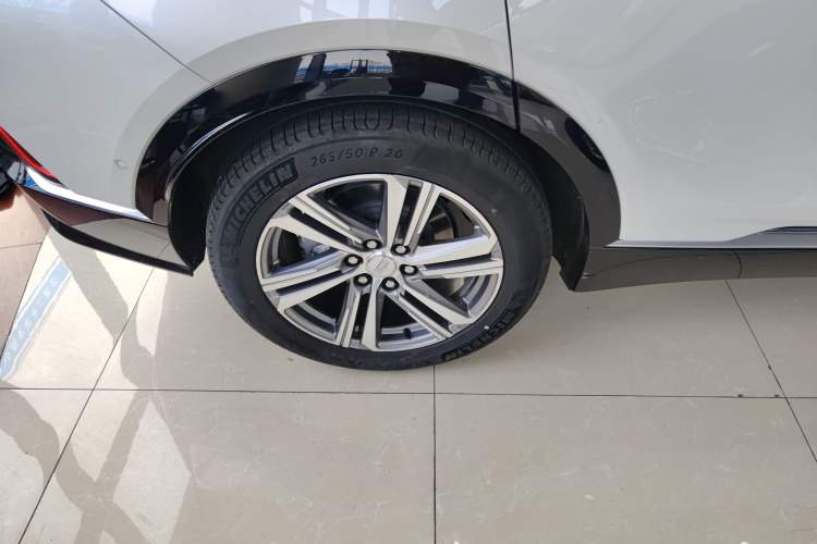 Used Cadillac LYRIQ 2022 Rear-Drive Long-Range Luxury Edition
