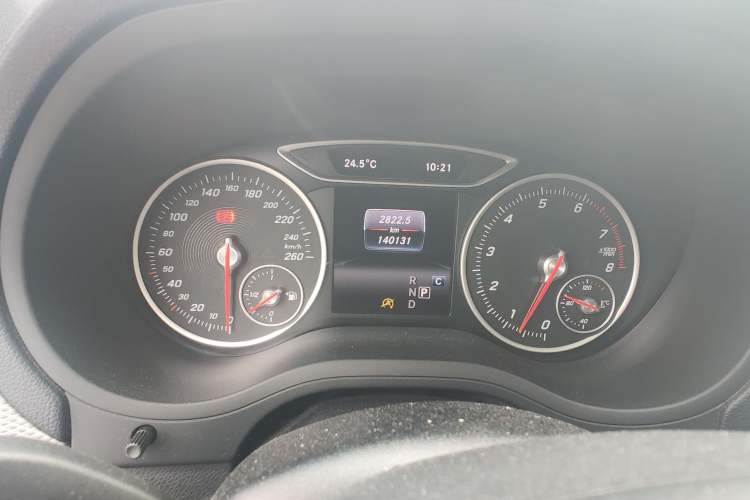 Used Mercedes-Benz B-Class 2018 B 200 Sport Edition Instrument Cluster