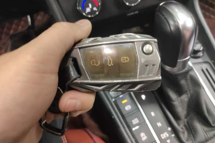 Used Volkswagen Lavida 2023 280TSI DSG Starry Sky Deluxe Edition Vehicle Key