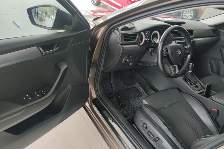 Used Skoda Superb 2018 TSI330 DSG Comfort Edition China VI Standard
