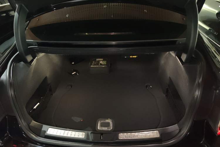 Used Lincoln Continental 2017 2.0T Two-Wheel-Drive Luxury Edition
