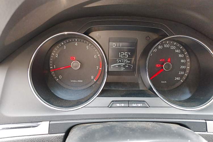 Used Volkswagen Bora 2015 Value Edition 1.6L Manual Fashionable Style