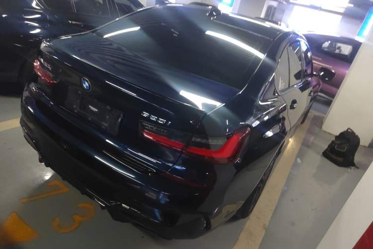 Used BMW 3 Series 2022 Revised 325i M Sport Night Edition Package Rear Right 45 Deg