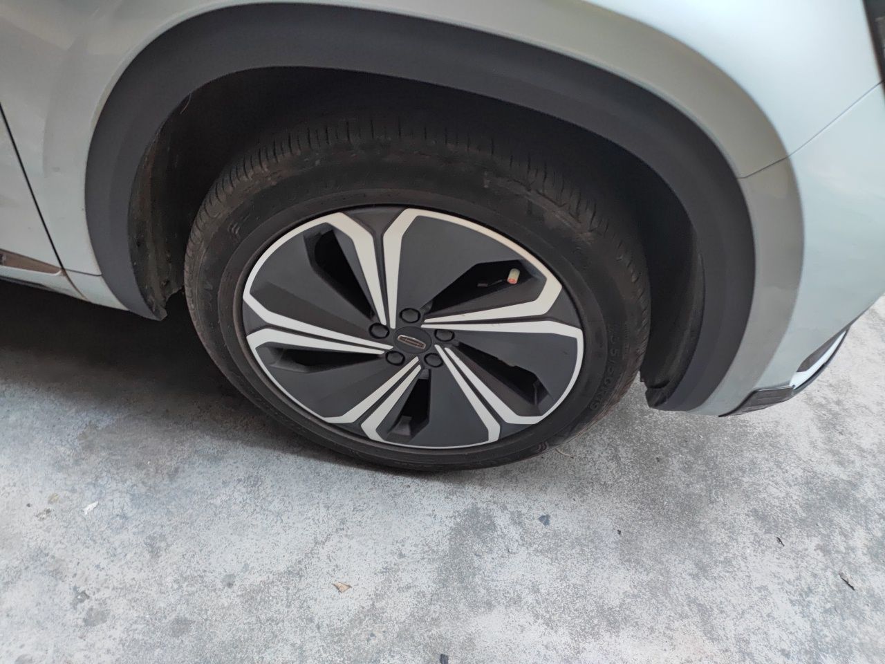 Geely Auto Monjaro L 2022 1.5T Thunder Hi·F Plug-in Hybrid Super Rui — снимка 8
