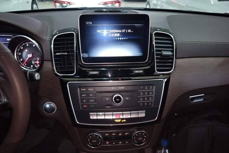 Used Mercedes-Benz GLE 2018 GLE 320 4MATIC Dynamic Edition Collector's Edition Audio And AC Panel