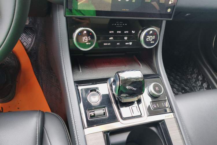 Used Jaguar XFL 2022 XFL 2.0T P200 Two-Wheel-Drive Elite Luxury Edition