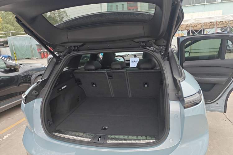 Used Nio ES6 2023 75 kWh
