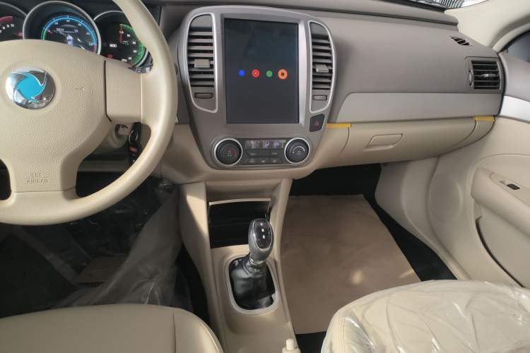 Used Dongfeng Junfeng E11K 2021 60.43 kWh Battery-Swap Version Audio And AC Panel