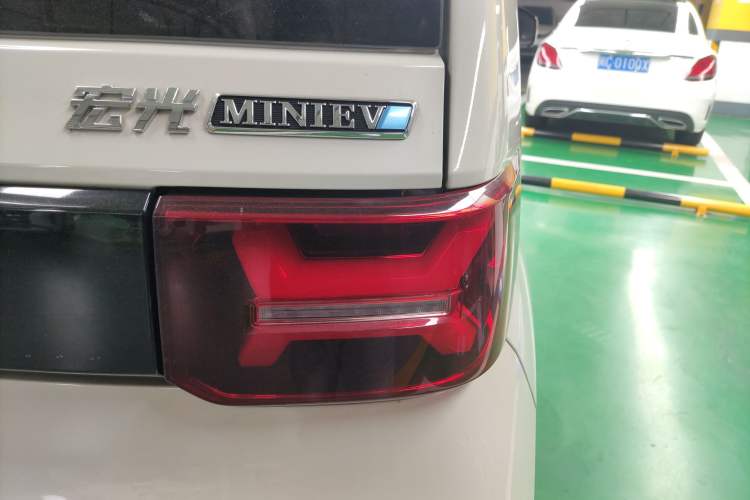 Used Wuling Hongguang MINIEV 2022 GAMEBOY 200km Play Edition with Lithium Iron Phosphate