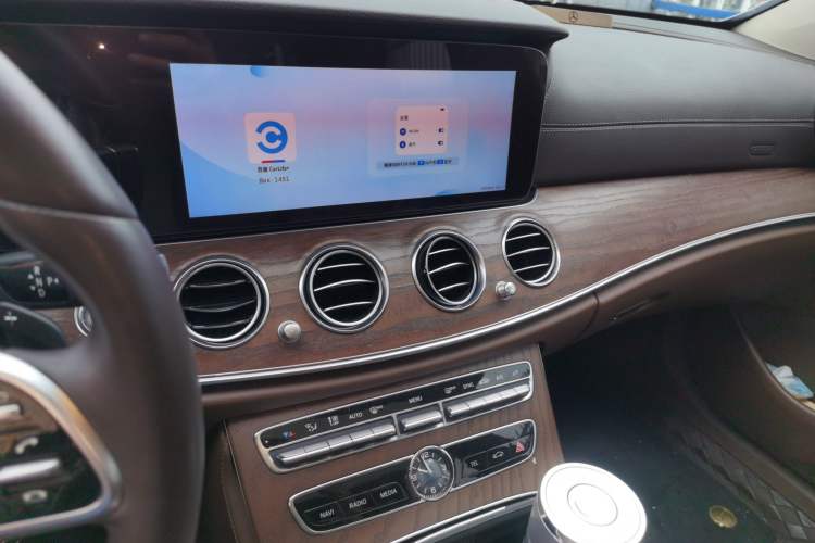 Used Mercedes-Benz E-Class 2019 E 260 L Audio And AC Panel