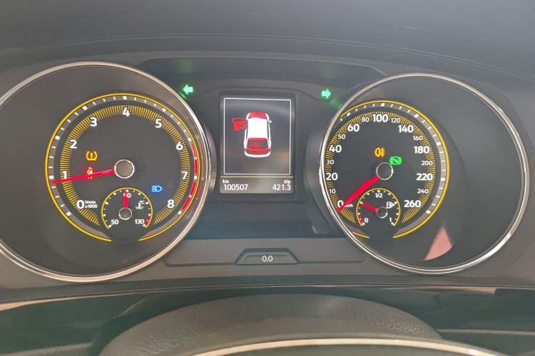 Used Volkswagen Tiguan L 2019 Updated Version 330TSI Automatic Two-Wheel Drive Panoramic Comfort Edition China VI Standard
