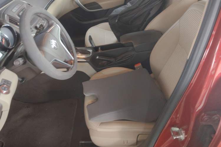 Used Buick Regal 2014 2.0L Leading Fashion Edition Left Front Seat