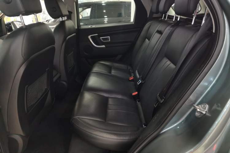 Used Land Rover Discovery Sport 2018 240 PS SE Version
